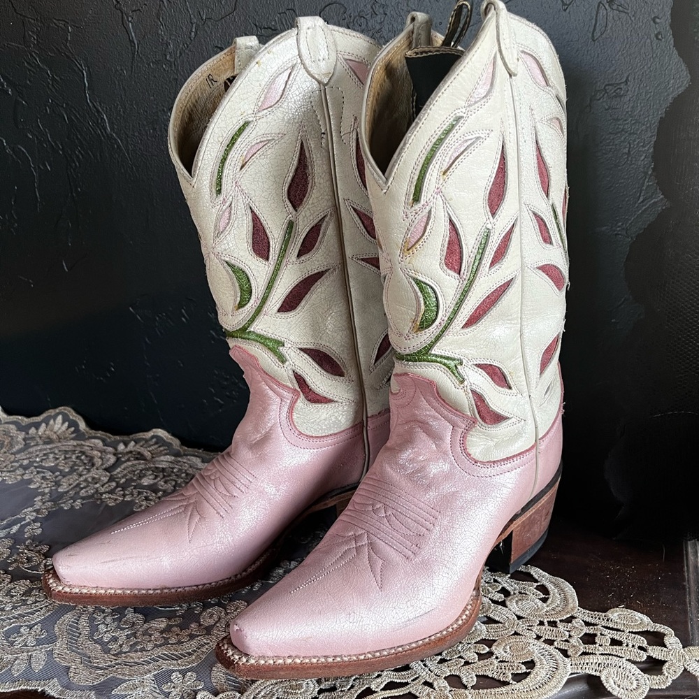 Vintage Pink Floral Justin Cowboy Boots